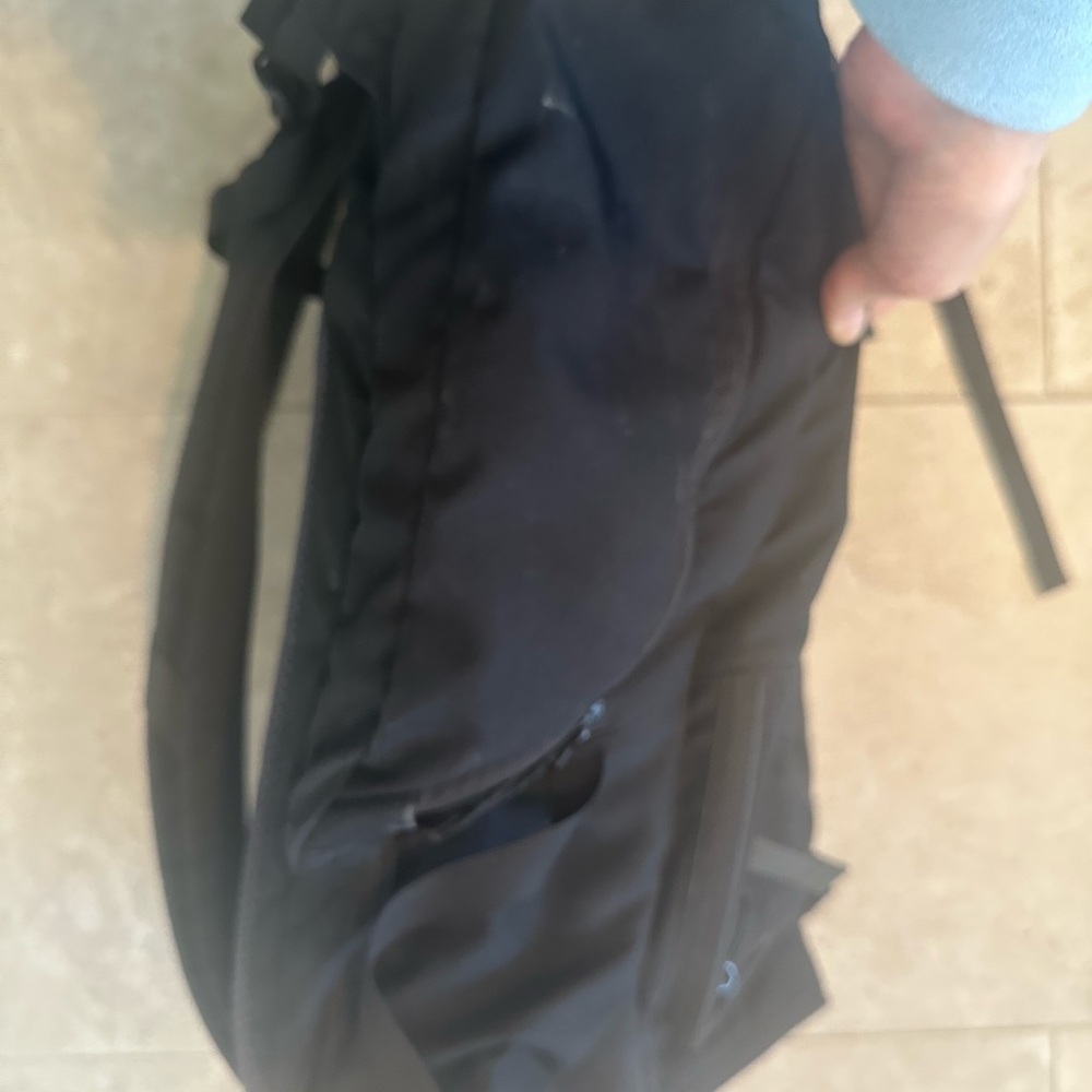 Patagonia Jalama 28L Men Black backpack travel pack daypack laptop padded straps - Picture 6 of 11